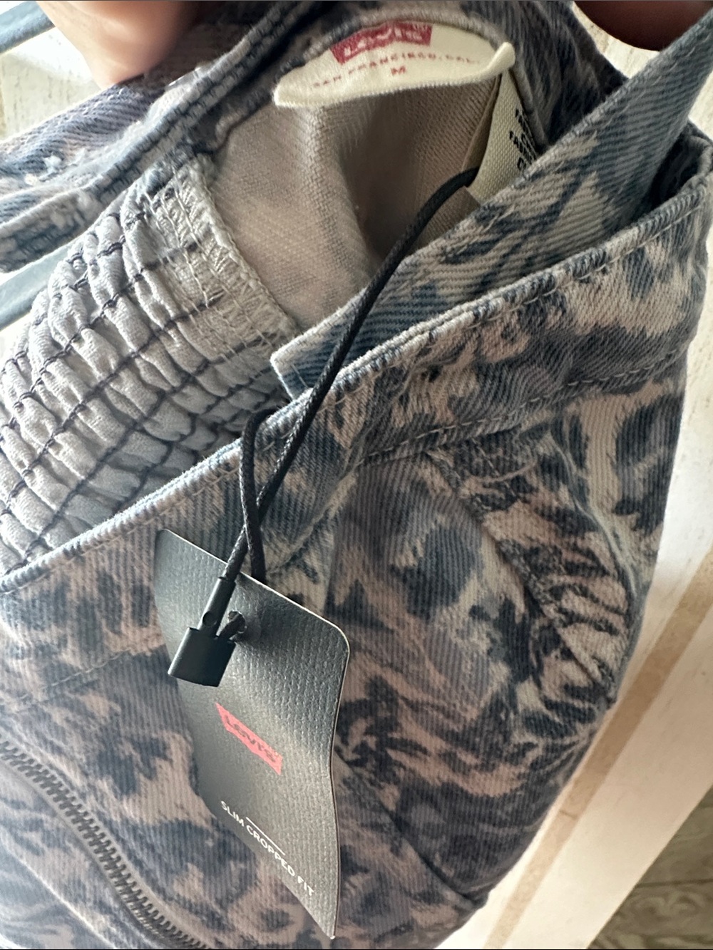 NWT Levi's Floral Print Denim Bustier - Picture 4 of 5